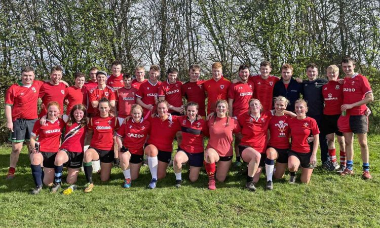 Harper Cymru Mens and Ladies Football teams